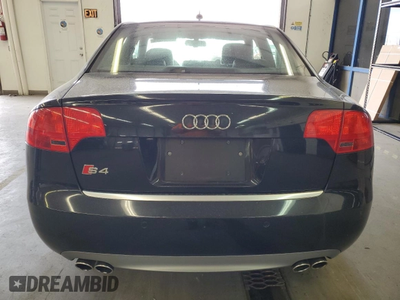 2008 Audi S4 z VIN WAUGL78E18A162303, wystawiony jako Copart lot #56347265 z przebiegiem 56 011 mil mil oraz Szkoda całkowita • Salvage title. Historia ofert i sprzedaży dostępna na DreamBid. Obrazek 6.