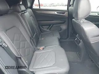 2024 Volkswagen Atlas SE с VIN 1V2LE2CA4RC229547, выставлен на аукционе IAAI как лот 42062372 с пробегом 12 237 миль миль и . История ставок и продаж доступна на DreamBid. Изображение 8.