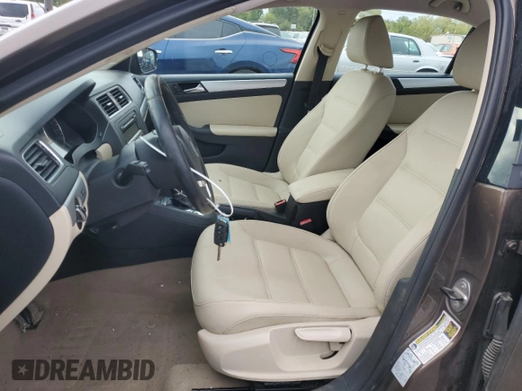 2012 Volkswagen Jetta TDI с VIN 3VWLL7AJ3CM334185, выставлен на аукционе Copart как лот 72563414 с пробегом 133 180 миль миль и Списание • Salvage title. История ставок и продаж доступна на DreamBid. Изображение 7.