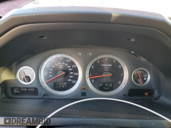 2013 Volvo XC90 Premier Plus with VIN YV4952CZ3D1634611, listed as a Copart auction lot 43249445 with 115,632 mi miles and Salvage Title. Bid and sale history available at DreamBid. Image 9.