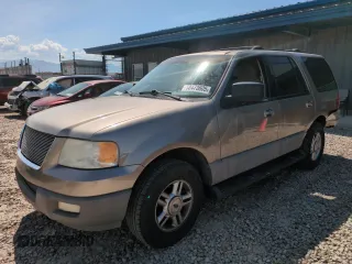 2003 Ford Expedition Special Service z VIN 1FMPU16L63LB58853, wystawiony jako Copart lot #58473605 z przebiegiem 260 421 mil mil oraz Szkoda całkowita • Salvage title. Historia ofert i sprzedaży dostępna na DreamBid. Obrazek 1.
