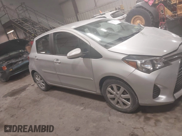 2016 Toyota Yaris L z VIN VNKKTUD32GA066699, wystawiony jako IAAI lot #41387987 z przebiegiem 76 595 mil mil oraz . Historia ofert i sprzedaży dostępna na DreamBid. Obrazek 13.