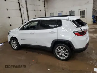 2023 Jeep Compass Latitude Lux z VIN 3C4NJDFN0PT559414, wystawiony jako Copart lot #48140005 z przebiegiem 21 559 mil mil oraz Szkoda całkowita • Salvage title. Historia ofert i sprzedaży dostępna na DreamBid. Obrazek 2.