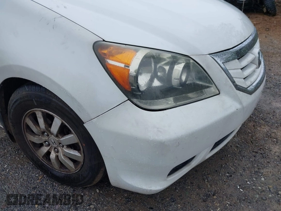 2010 Honda Odyssey EX-L with VIN 5FNRL3H65AB068497, listed as a IAAI auction lot 42013925 with 206,668 mi miles. Bid and sale history available at carsss.com. Image 14.