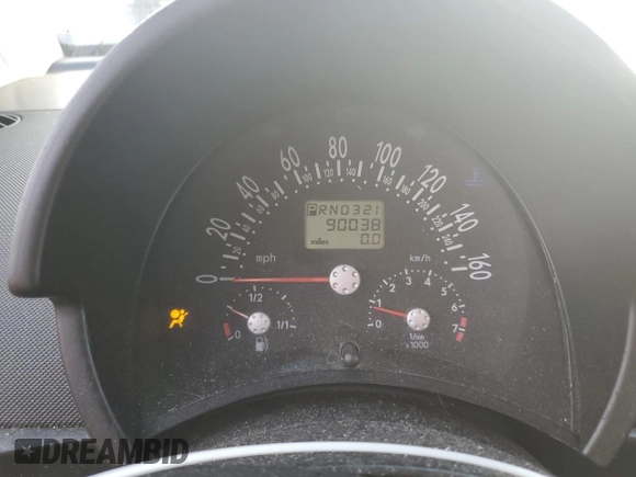 2000 Volkswagen Beetle GLS z VIN 3VWCD21C2YM409242, wystawiony jako Copart lot #46658435 z przebiegiem 90 038 mil mil oraz Szkoda całkowita • Salvage title. Historia ofert i sprzedaży dostępna na DreamBid. Obrazek 9.