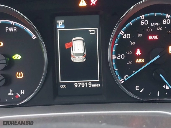 2016 Toyota RAV4 Hybrid XLE with VIN JTMRJREVXGD043129, listed as a IAAI auction lot 41786071 with 97,919 mi miles. Bid and sale history available at carsss.com. Image 15.