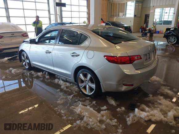2015 Acura ILX with VIN 19VDE1F30FE008876, listed as a IAAI auction lot 41256469 with 99,061 mi miles. Bid and sale history available at carsss.com. Image 3.