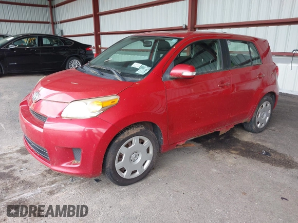 2010 Scion xD z VIN JTKKU4B47AJ057546, wystawiony jako IAAI lot #42484796 z przebiegiem 120 063 mil mil oraz . Historia ofert i sprzedaży dostępna na DreamBid. Obrazek 2.