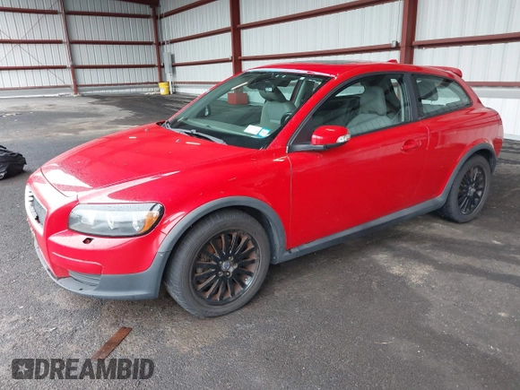 2008 Volvo C30 Version 1.0 z VIN YV1MK672882050337, wystawiony jako IAAI lot #42197001 z przebiegiem 136 632 mil mil oraz . Historia ofert i sprzedaży dostępna na DreamBid. Obrazek 2.