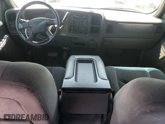2005 Chevrolet Silverado 1500 LS z VIN 2GCEC13TX51291255, wystawiony jako Copart lot #54575475 z przebiegiem 120 145 mil mil oraz Szkoda całkowita • Salvage title. Historia ofert i sprzedaży dostępna na DreamBid. Obrazek 8.