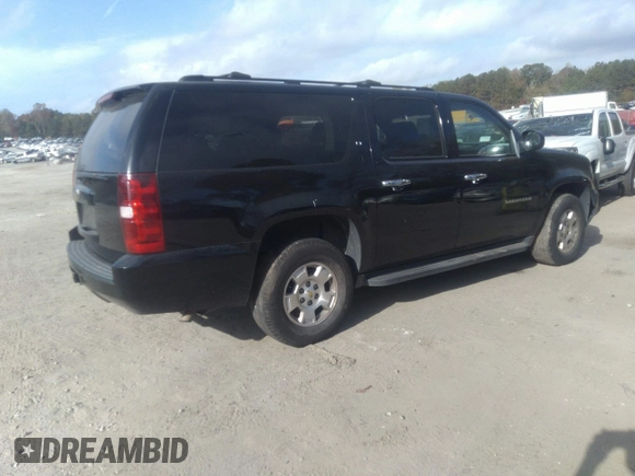 2010 Chevrolet Suburban LT with VIN 1GNUCJE01AR196820, listed as a IAAI auction lot 40713946 with 234,838 mi miles and . Bid and sale history available at DreamBid. Image 4.