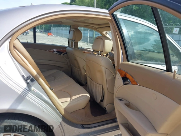 2009 Mercedes-Benz E 350 Luxury with VIN WDBUF56X29B377849, listed as a IAAI auction lot 42243983 with 97,197 mi miles and . Bid and sale history available at DreamBid. Image 8.