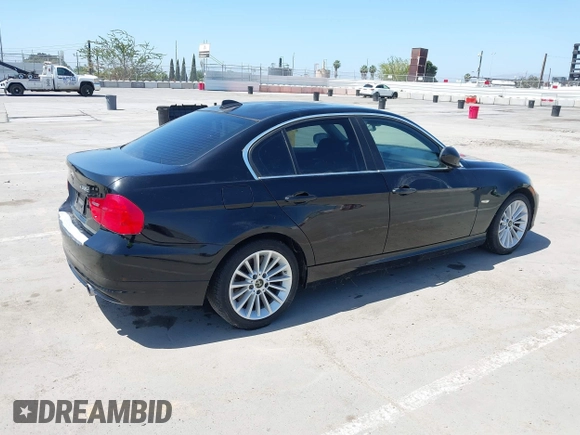 2011 BMW 3 Series 335d z VIN WBAPN7C53BF183620, wystawiony jako IAAI lot #42516979 z przebiegiem 118 828 mil mil oraz . Historia ofert i sprzedaży dostępna na DreamBid. Obrazek 4.