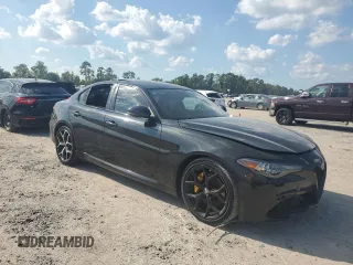 2019 Alfa Romeo Giulia Ti Sport with VIN ZARFAMBN8K7616651, listed as a Copart auction lot 72022264 with 28,763 mi miles and Salvage Title. Bid and sale history available at carsss.com. Image 4.
