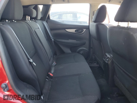 2017 Nissan Rogue SV z VIN JN1BJ1CP0HW033807, wystawiony jako Copart lot #53714385 z przebiegiem 100 421 mil mil oraz Szkoda całkowita • Salvage title. Historia ofert i sprzedaży dostępna na DreamBid. Obrazek 11.