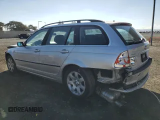 2004 BMW 3 Series 325xi with VIN WBAEP334X4PF04053, listed as a Copart auction lot 84766134 with 260,954 mi miles and Salvage Title. Bid and sale history available at carsss.com. Image 2.