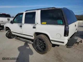 1998 Chevrolet Tahoe with VIN 1GNEK13R6WJ301110, listed as a Copart auction lot 82250854 with 260,109 mi miles and Clean Title. Bid and sale history available at carsss.com. Image 2.