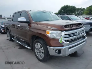 2015 Toyota Tundra Platinum z VIN 5TFGY5F19FX185363, wystawiony jako IAAI lot #42173709 z przebiegiem 224 739 mil mil oraz . Historia ofert i sprzedaży dostępna na DreamBid. Obrazek 1.