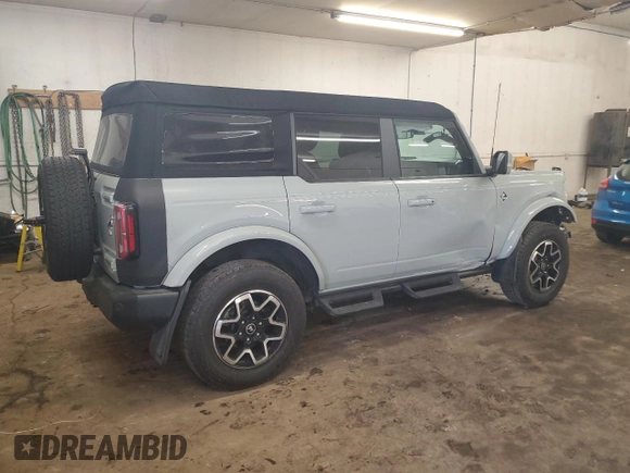 2022 Ford Bronco with VIN 1FMEE5DP1NLB37039, listed as a Copart auction lot 46479505 with 17,494 mi miles and Salvage Title. Bid and sale history available at DreamBid. Image 3.