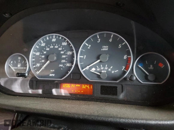 2003 BMW 3 Series 330Ci with VIN WBABS534X3JU96029, listed as a Copart auction lot 81632324 with 120,614 mi miles and Salvage Title. Bid and sale history available at carsss.com. Image 9.
