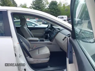 2010 Mazda CX-9 Sport с VIN JM3TB2MA6A0226509, выставлен на аукционе IAAI как лот 42318950 с пробегом 95 808 миль миль и . История ставок и продаж доступна на DreamBid. Изображение 5.