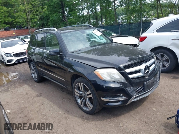 2013 Mercedes-Benz GLK 350 z VIN WDCGG5HB5DG035962, wystawiony jako IAAI lot #42483001 z przebiegiem 107 644 mil mil oraz . Historia ofert i sprzedaży dostępna na DreamBid. Obrazek 1.