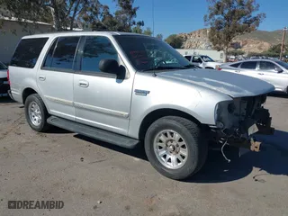 1999 Ford Expedition XLT with VIN 1FMRU1760XLA99242, listed as a IAAI auction lot 41646885 with 1 mi miles. Bid and sale history available at carsss.com. Image 1.