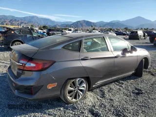 2019 Honda Clarity Plug-In Hybrid with VIN JHMZC5F13KC006354, listed as a Copart auction lot 77029684 with 21,533 mi miles and Salvage Title. Bid and sale history available at carsss.com. Image 3.