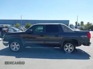 2004 Chevrolet Avalanche z VIN 3GNEK12T74G157482, wystawiony jako IAAI lot #42386139 z przebiegiem 109 444 mil mil oraz . Historia ofert i sprzedaży dostępna na DreamBid. Obrazek 14.