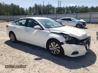 2020 Nissan Altima S with VIN 1N4BL4BV6LC192548, listed as a Copart auction lot 50990385 with 69,225 mi miles and Salvage Title. Bid and sale history available at carsss.com. Image 4.