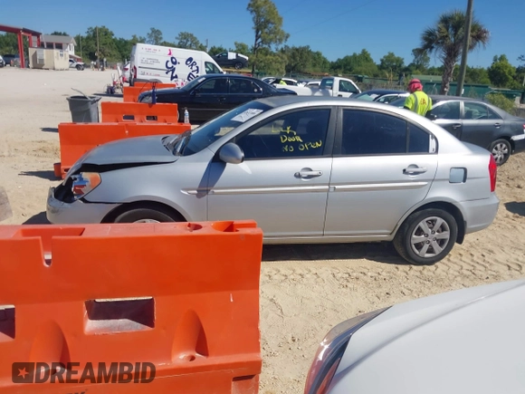 2008 Hyundai Accent GLS with VIN KMHCN46CX8U214890, listed as a IAAI auction lot 41843006 with 179,550 mi miles. Bid and sale history available at carsss.com. Image 14.