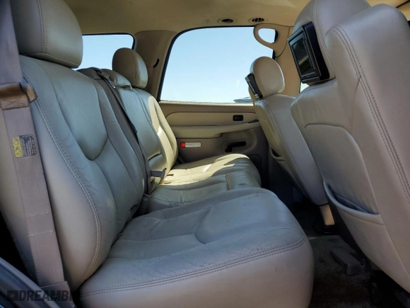 2003 Chevrolet Tahoe LT with VIN 1GNEC13Z03J128676, listed as a Copart auction lot 47451875 with 276,957 mi miles and Salvage Title. Bid and sale history available at carsss.com. Image 11.