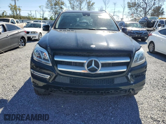 2013 Mercedes-Benz GL with VIN 4JGDF2EEXDA155988, listed as a Copart auction lot 82032914 with 144,795 mi miles and Clean Title. Bid and sale history available at carsss.com. Image 5.