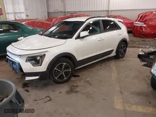 2024 Kia Niro EX Touring with VIN KNDCR3LE8R5127624, listed as a IAAI auction lot 41603103 with 37,653 mi miles. Bid and sale history available at carsss.com. Image 18.