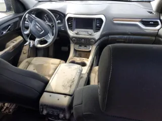 2023 GMC Acadia SLE z VIN 1GKKNKL48PZ211333, wystawiony jako Copart lot #53044885 z przebiegiem Nie podano mil oraz Nie do naprawy. Historia ofert i sprzedaży dostępna na DreamBid. Obrazek 8.