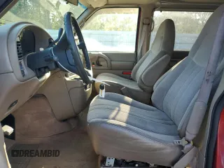 2000 GMC Safari with VIN 1GKDM19W5YB524526, listed as a Copart auction lot 74827074 with 125,817 mi miles and Salvage Title. Bid and sale history available at carsss.com. Image 7.