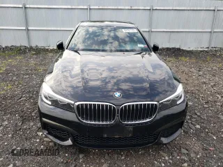 2019 BMW 7 Series 740i xDrive with VIN WBA7E4C51KGV71020, listed as a Copart auction lot 60761103 with 0 mi miles. Bid and sale history available at carsss.com. Image 5.