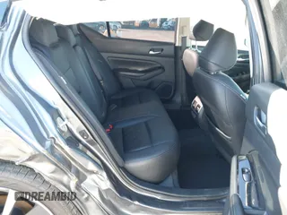 2020 Nissan Altima Platinum with VIN 1N4BL4FV9LN304659, listed as a IAAI auction lot 41507014 with 59,962 mi miles and . Bid and sale history available at carsss.com. Image 8.