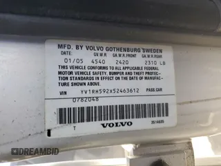 2005 Volvo S60 with VIN YV1RH592X52463612, listed as a Copart auction lot 68049524 with 140,546 mi miles and Salvage Title. Bid and sale history available at carsss.com. Image 14.