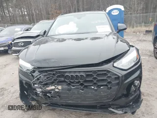 2025 Audi Q5 S line Premium Plus with VIN WA1EAAFY7S2024867, listed as a IAAI auction lot 41298225 with 316 mi miles and . Bid and sale history available at DreamBid. Image 13.