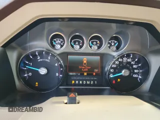 2012 Ford F-350 XL z VIN 1FT8W3BTXCEA91098, wystawiony jako Copart lot #52826185 z przebiegiem 99 400 mil mil oraz Szkoda całkowita • Salvage title. Historia ofert i sprzedaży dostępna na DreamBid. Obrazek 9.