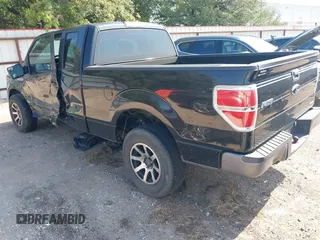 2014 Ford F-150 XL with VIN 1FTFX1CF8EFB46470, listed as a IAAI auction lot 42189447 with 135,285 mi miles. Bid and sale history available at carsss.com. Image 3.