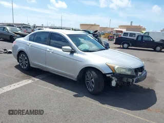 2011 Honda Accord LX z VIN 1HGCP2F3XBA102894, wystawiony jako IAAI lot #41940099 z przebiegiem 153 441 mil mil oraz . Historia ofert i sprzedaży dostępna na DreamBid. Obrazek 1.