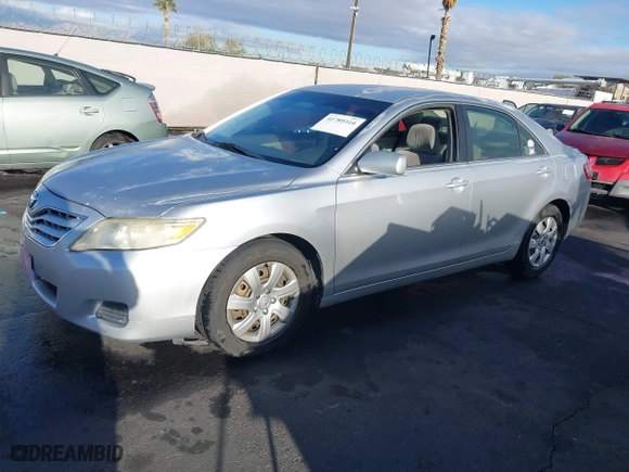 2011 Toyota Camry LE with VIN JTNBF3EK0B3008955, listed as a IAAI auction lot 41789310 with 217,634 mi miles. Bid and sale history available at carsss.com. Image 6.