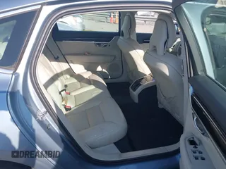 2018 Volvo S90 Momentum z VIN LVY982AK0JP007222, wystawiony jako IAAI lot #42024457 z przebiegiem 134 281 mil mil oraz . Historia ofert i sprzedaży dostępna na DreamBid. Obrazek 8.
