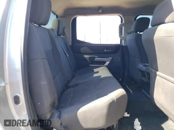2022 Toyota Tundra 2WD SR5 with VIN 5TFLA5AB8NX015349, listed as a Copart auction lot 68870194 with 34,977 mi miles and Salvage Title. Bid and sale history available at carsss.com. Image 10.