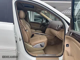 2010 Mercedes-Benz GL-Class GL 350 BlueTEC with VIN 4JGBF2FE7AA551068, listed as a IAAI auction lot 42100752 with 156,433 mi miles. Bid and sale history available at carsss.com. Image 5.