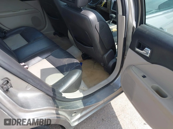 2008 Mercury Milan Premier with VIN 3MEHM081X8R666734, listed as a IAAI auction lot 42034075 with 141,434 mi miles and . Bid and sale history available at DreamBid. Image 8.