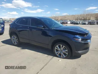 2023 Mazda CX-30 S Carbon Edition z VIN 3MVDMBCM3PM554378, wystawiony jako Copart lot #50558075 z przebiegiem 26 658 mil mil oraz Szkoda całkowita • Salvage title. Historia ofert i sprzedaży dostępna na DreamBid. Obrazek 4.