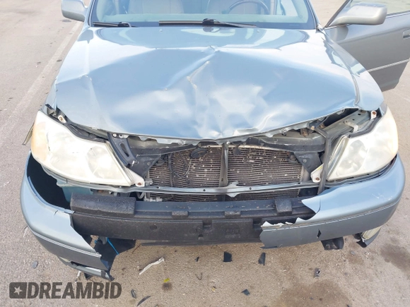 2003 Toyota Avalon XL with VIN 4T1BF28B43U314526, listed as a IAAI auction lot 41887173 with 224,547 mi miles and . Bid and sale history available at carsss.com. Image 6.
